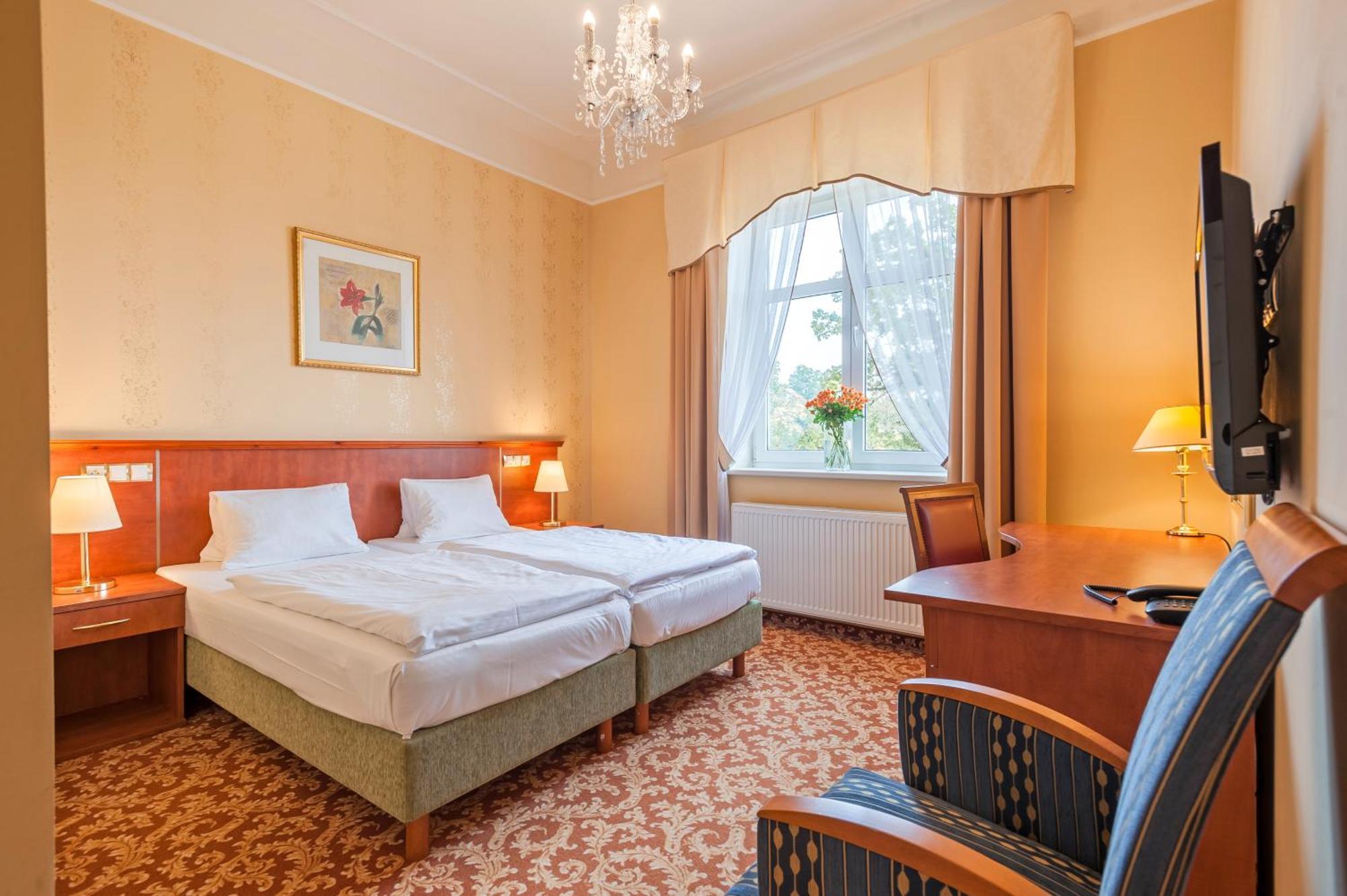 Spa Resort Pawlik-Aquaforum Františkovy Lázně 客房 照片