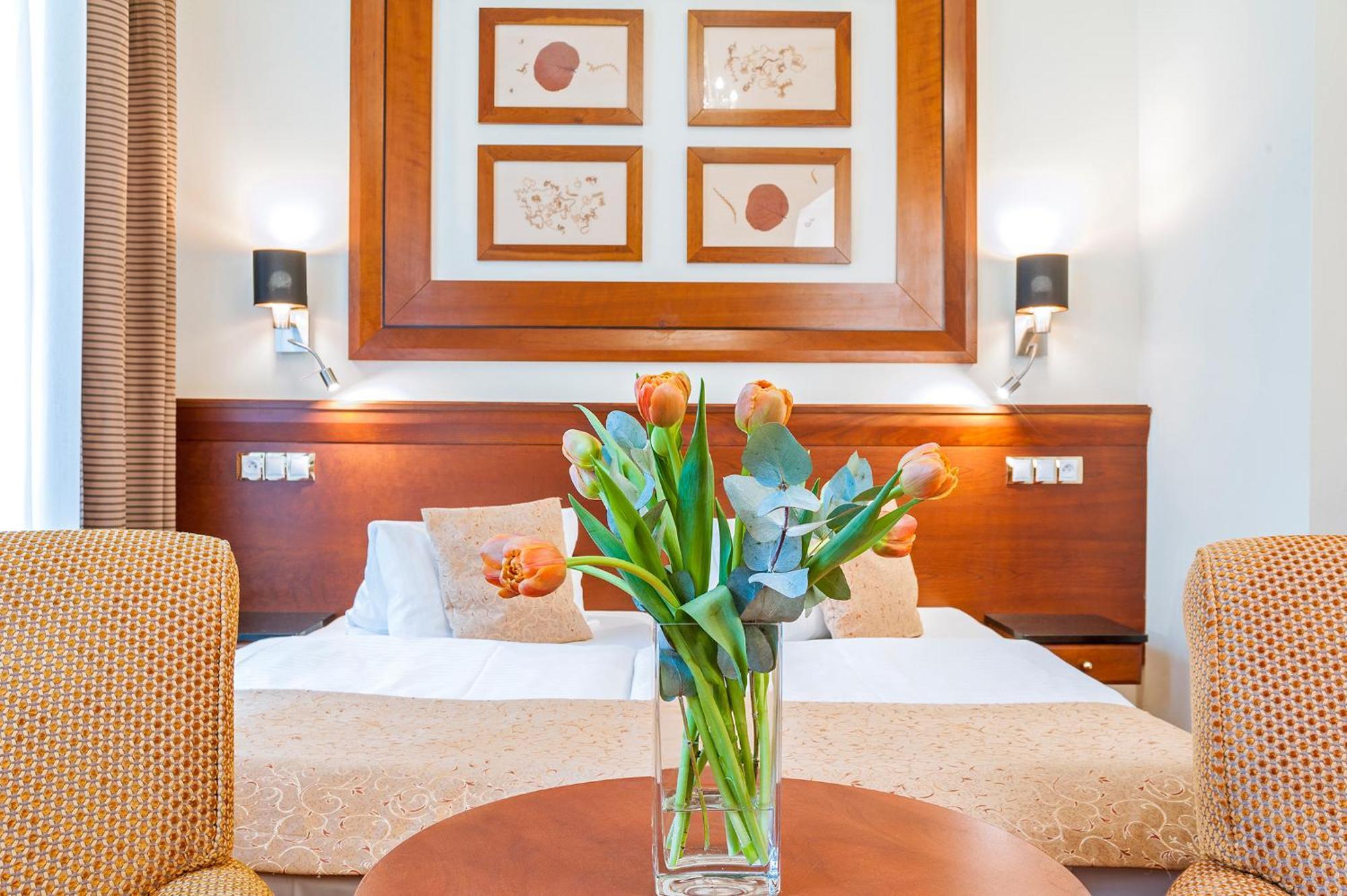 Spa Resort Pawlik-Aquaforum Františkovy Lázně 外观 照片
