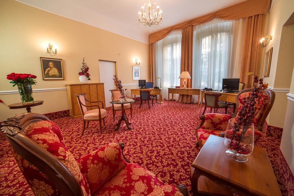 Spa Resort Pawlik-Aquaforum Františkovy Lázně 外观 照片