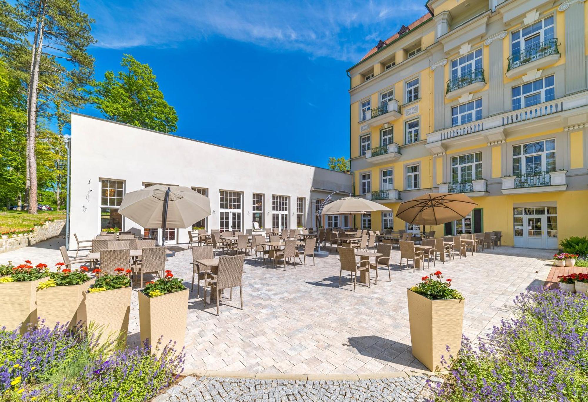 Spa Resort Pawlik-Aquaforum Františkovy Lázně 外观 照片