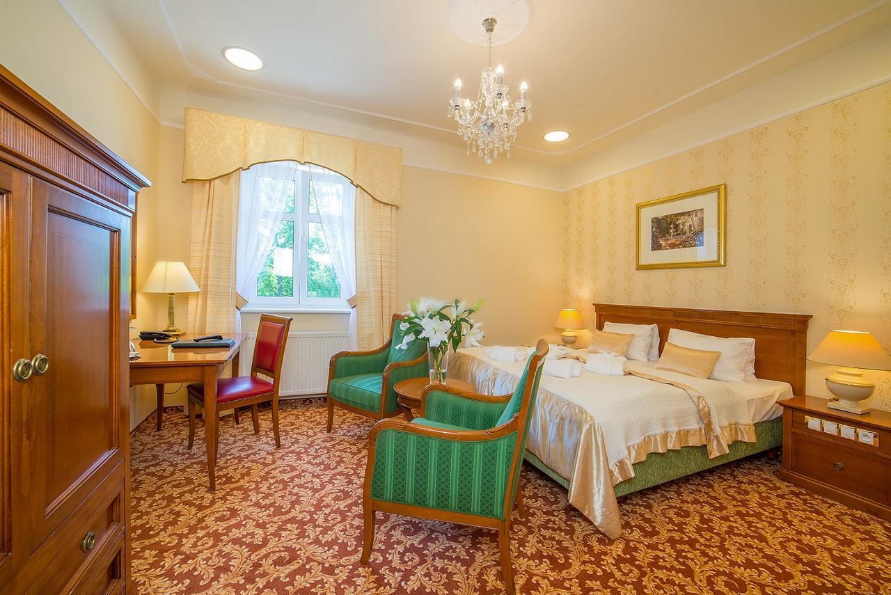 Spa Resort Pawlik-Aquaforum Františkovy Lázně 外观 照片